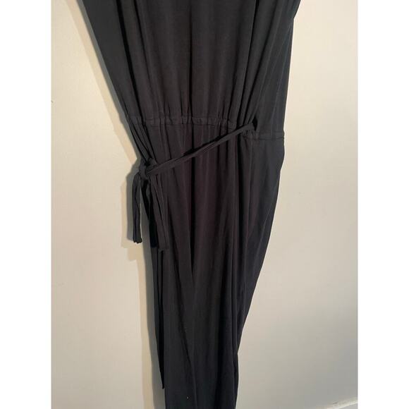 Tonlé Lotus Wrap Dress in Black Ethically Made - Picture 9 of 11